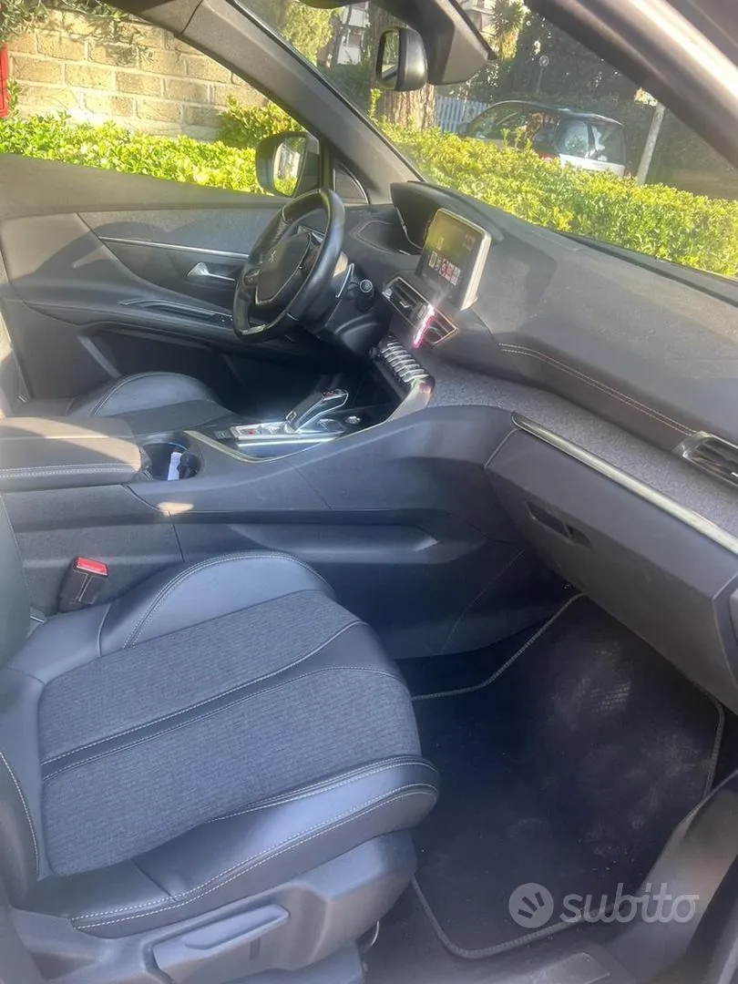 Peugeot 3008 2019 photo 5