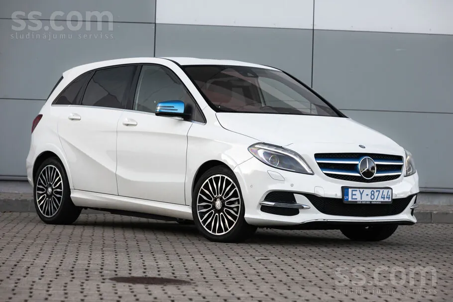 Mercedes-Benz B250