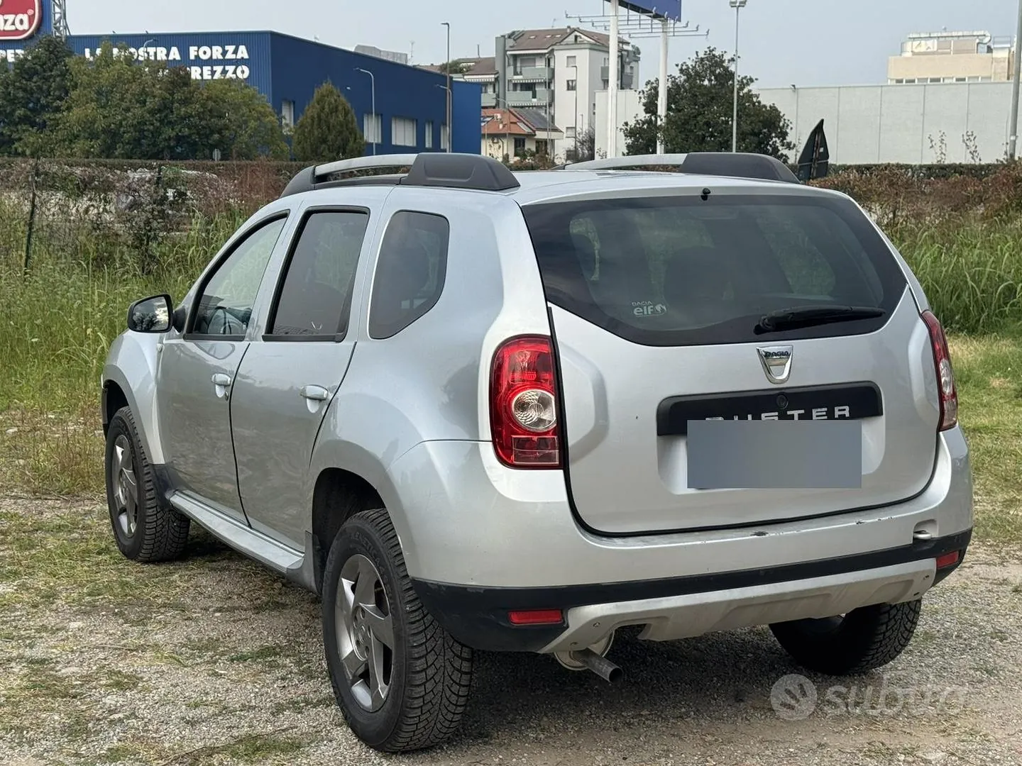 Dacia Duster 2012 photo 4