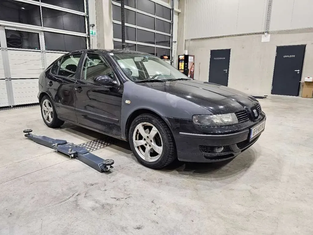 Seat Leon 2004 photo 3