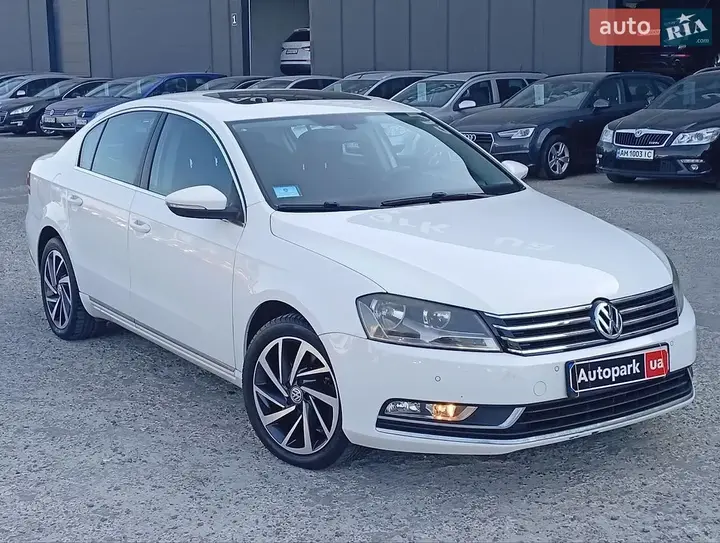 Volkswagen Passat 2012 photo 3