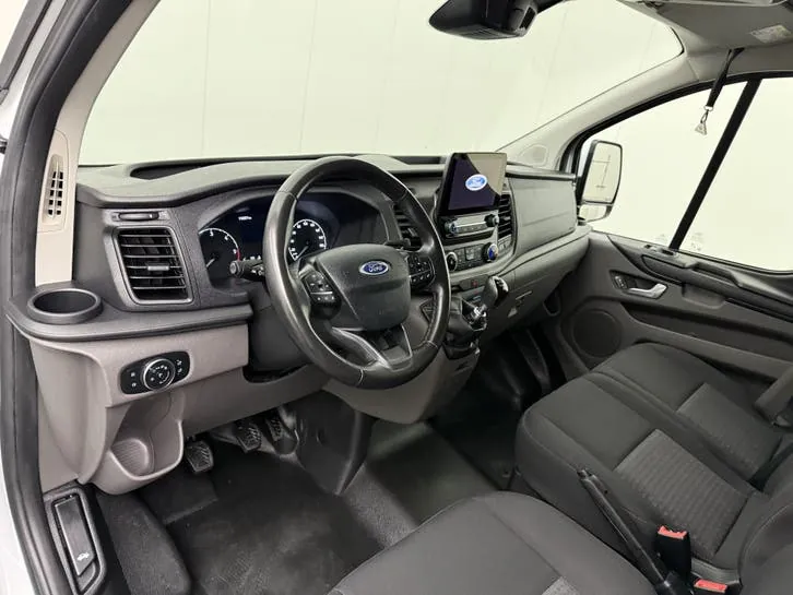 Ford Transit Custom 2023 photo 3