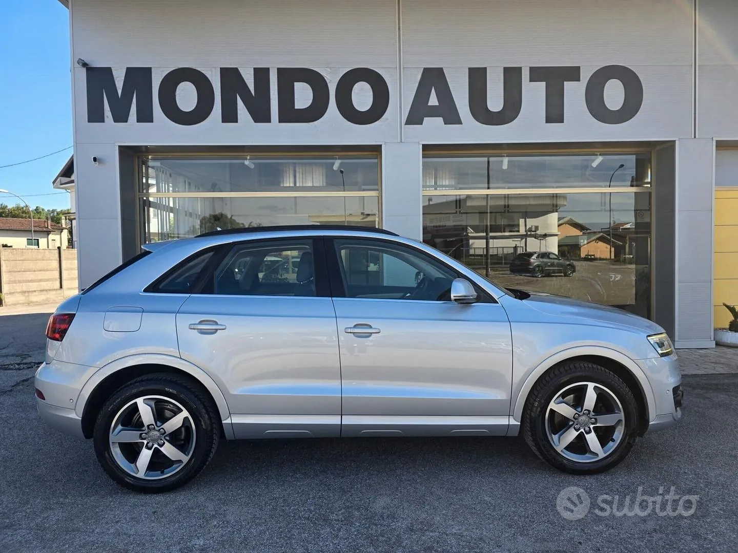 Audi Q3 2011 photo 3