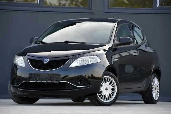Lancia Ypsilon 2016 photo 4