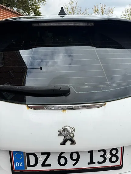Peugeot 208 2014 photo 5