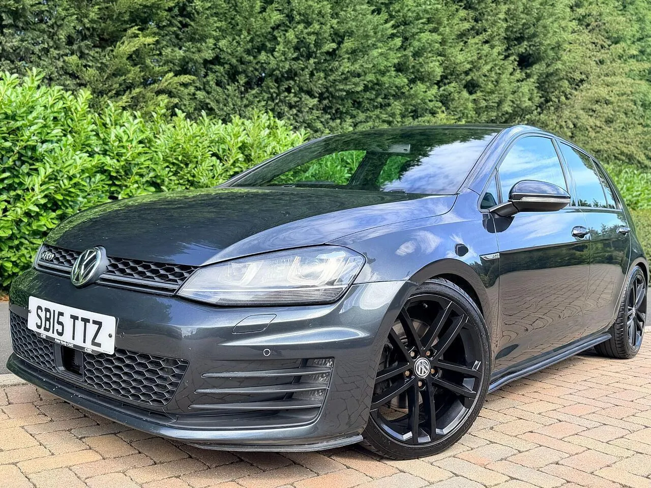 Volkswagen Golf 2015 photo 2