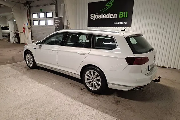 Volkswagen Passat 2021 photo 5