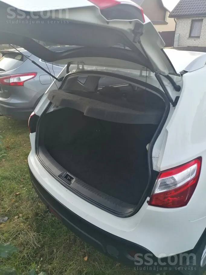 Nissan Qashqai 2011 photo 5