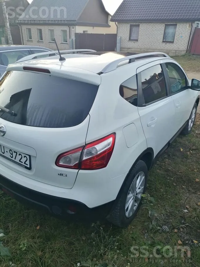 Nissan Qashqai 2011 photo 3