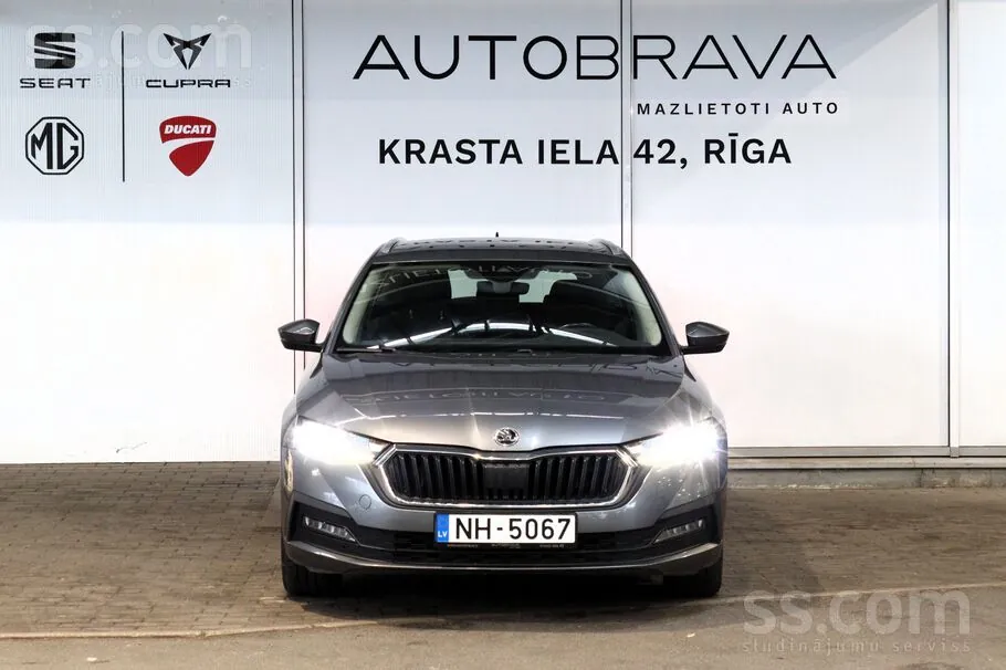 Skoda Octavia 2022 photo 2