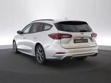Ford Focus 2023 photo 2