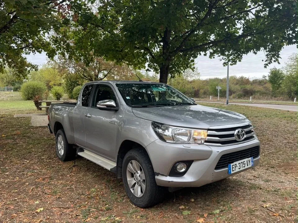 Toyota Hilux