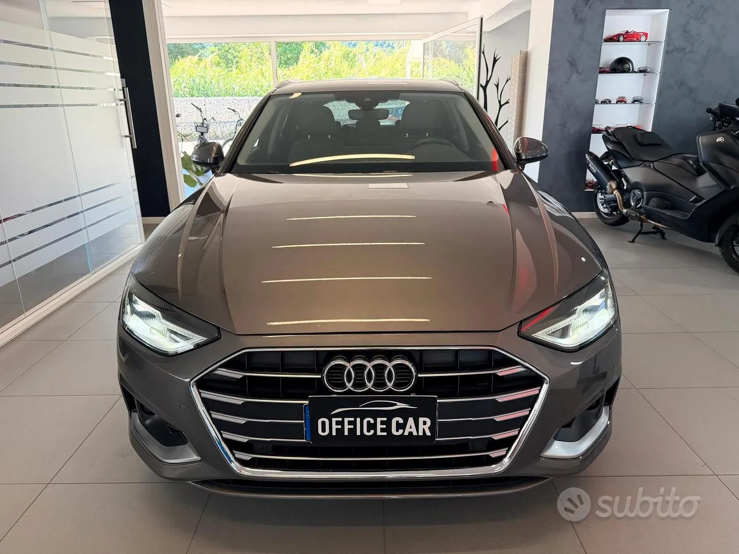 Audi A4 Avant 2022 photo 2