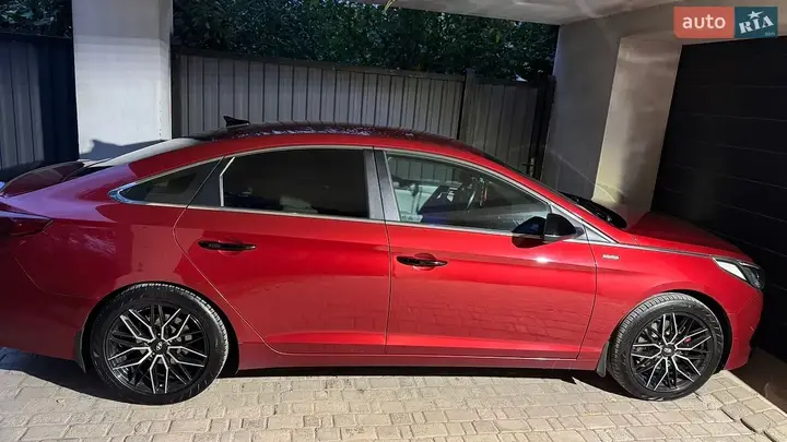 Hyundai Sonata