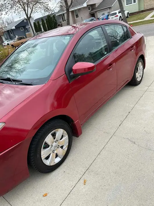 Nissan Sentra 2010 photo 3