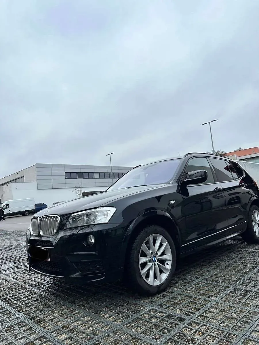 BMW X3 2012 photo 2