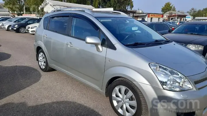 Toyota Corolla Verso 2006 photo 4