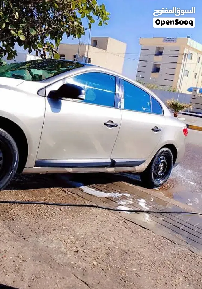 Renault Fluence 2013 photo 4