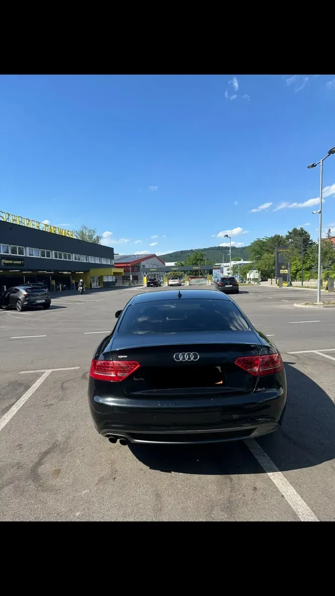 Audi A5 2009 photo 3