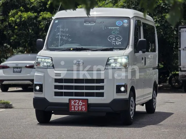 Toyota Pixis 2025 photo 4