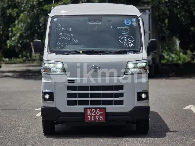 Toyota Pixis