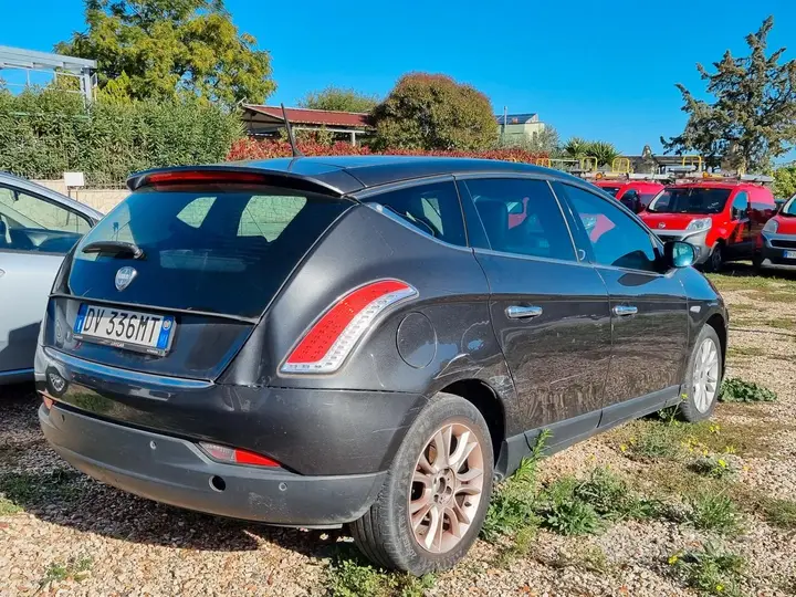Lancia Delta 2009 photo 3