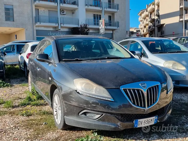 Lancia Delta 2009 photo 2