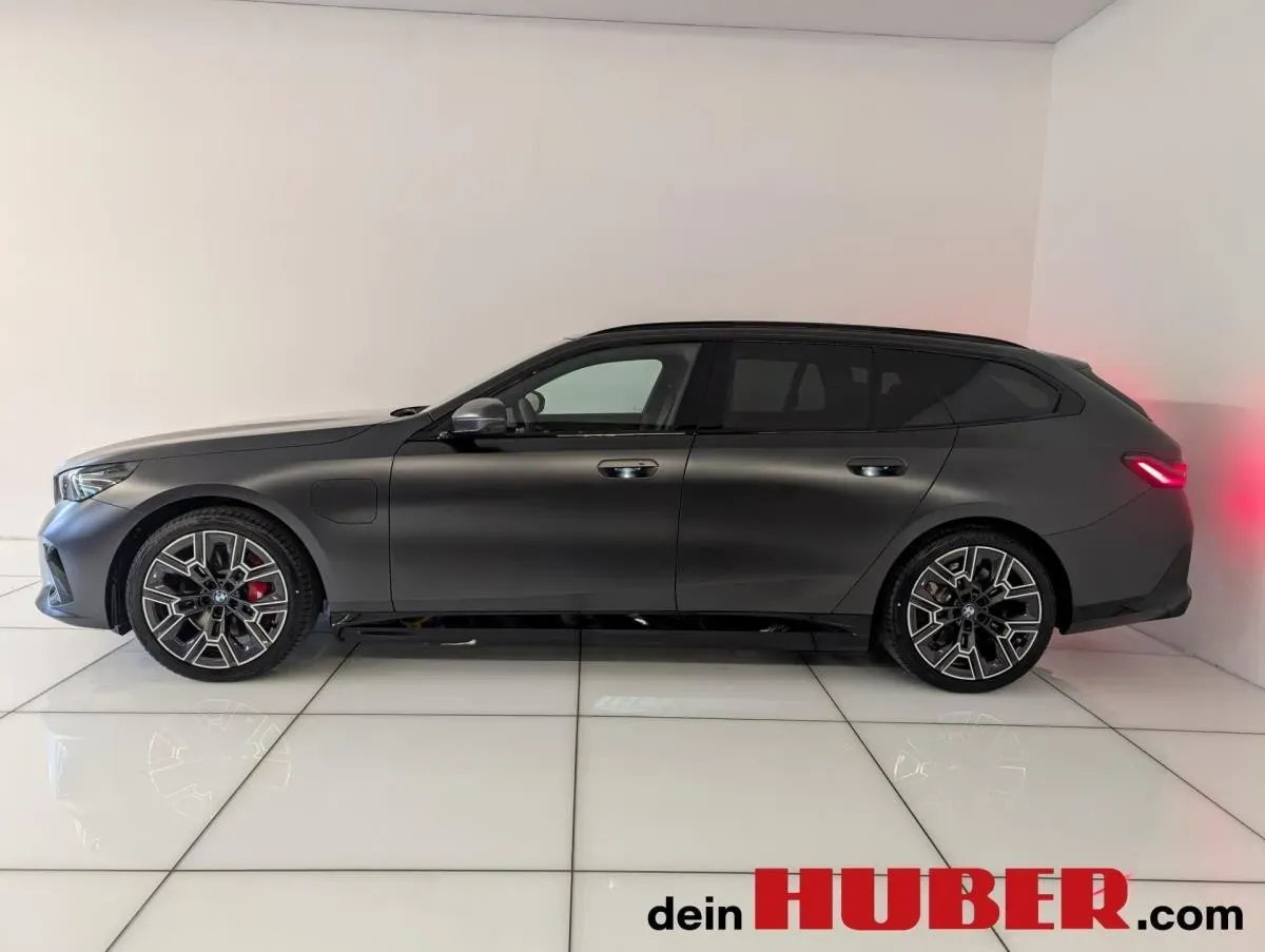BMW 5Er-Reihe 550E 2025 photo 3