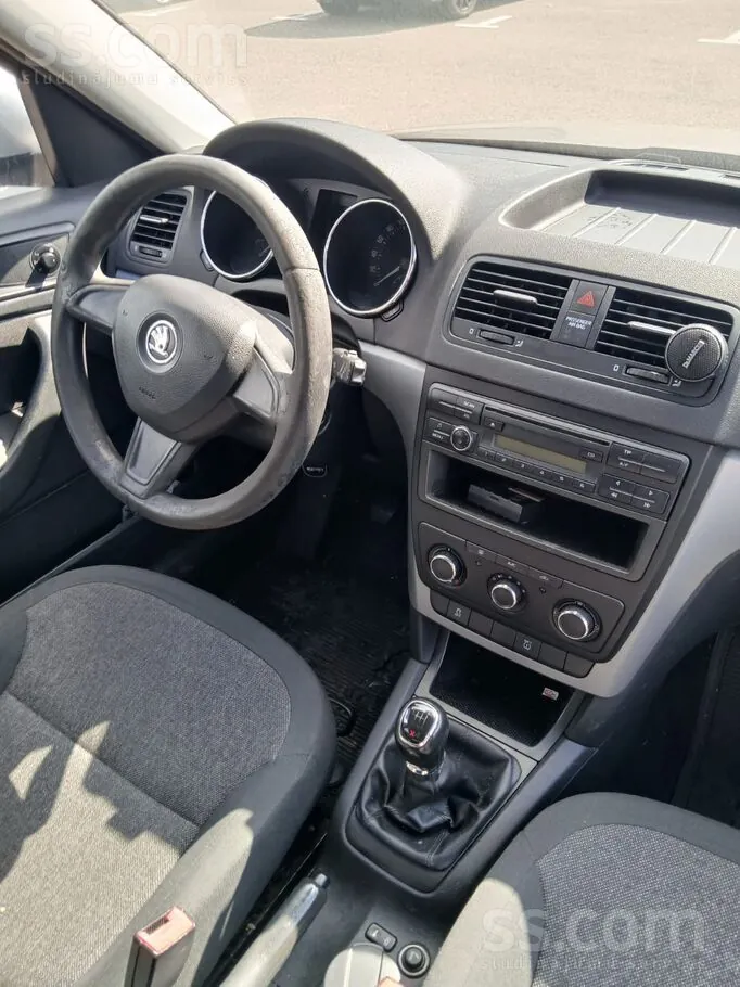 Skoda Yeti 2014 photo 4