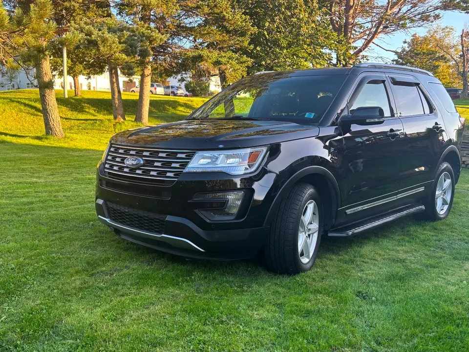 Ford Explorer 2016 photo 2