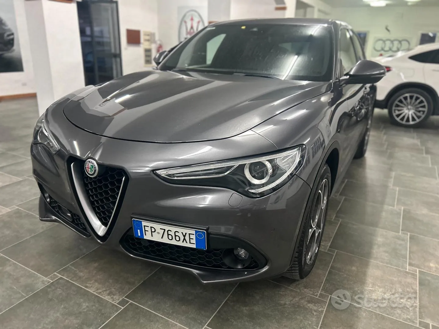 Alfa Romeo Stelvio 2018 photo 2