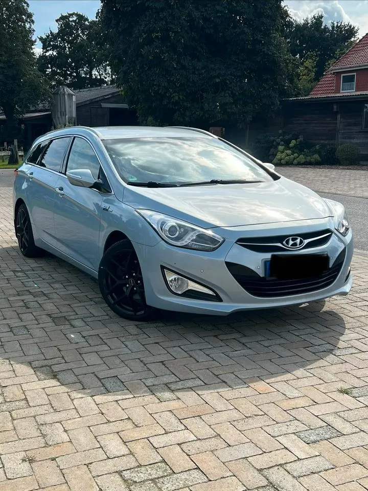 Hyundai I40
