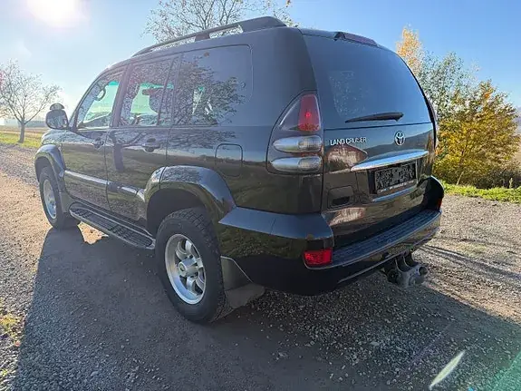 Toyota Land Cruiser 2006 photo 3