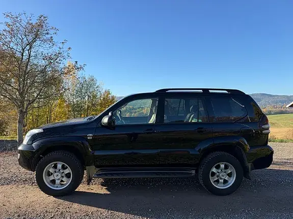 Toyota Land Cruiser 2006 photo 2