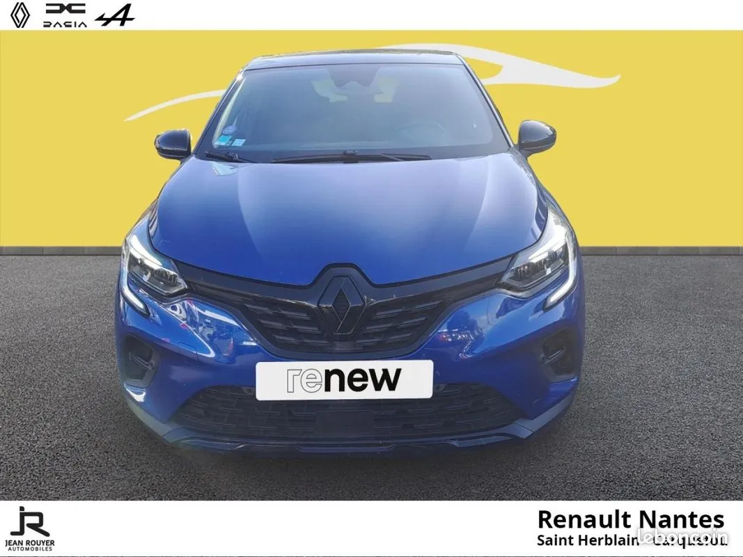 Renault Captur 2022 photo 2