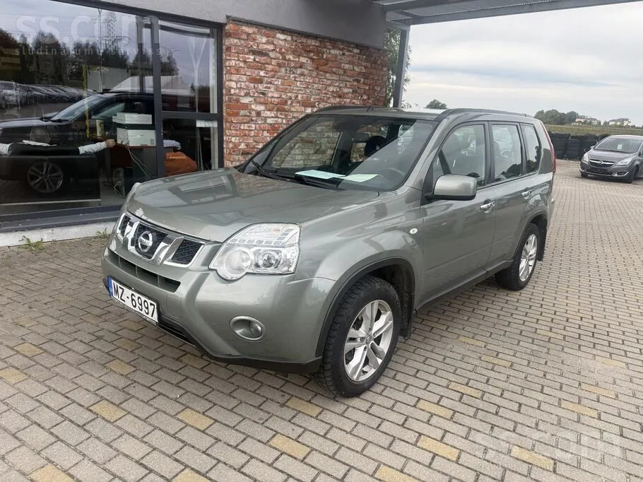 Nissan X-Trail