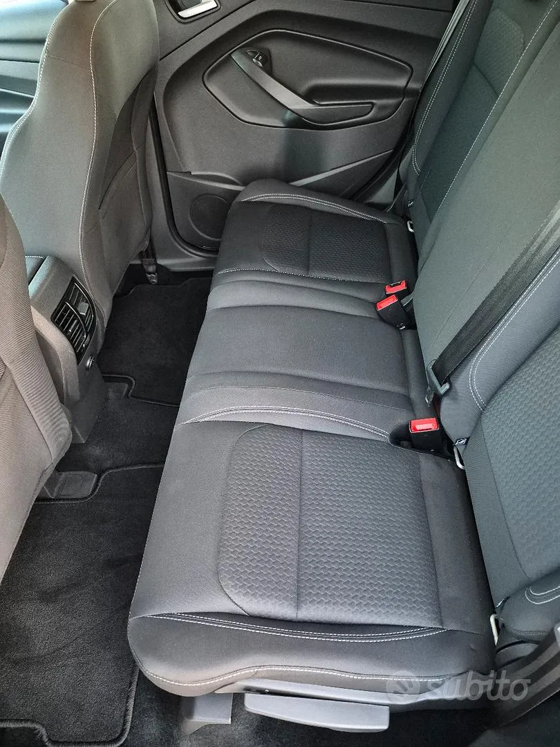 Ford Kuga 2018 photo 4