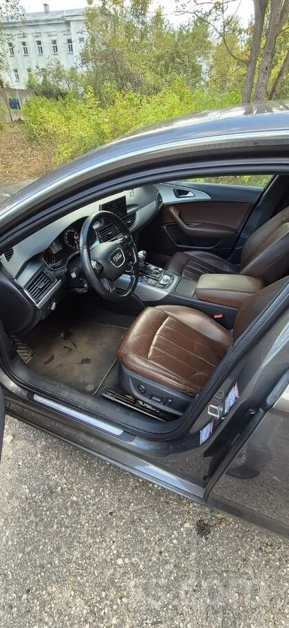 Audi A6 2011 photo 4