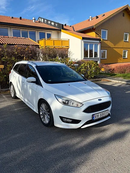 Ford Focus 2017 photo 2