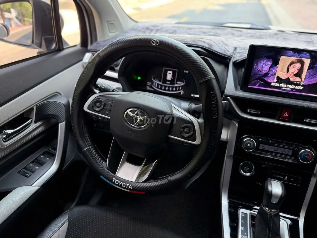 Toyota Veloz Cross 2023 photo 5