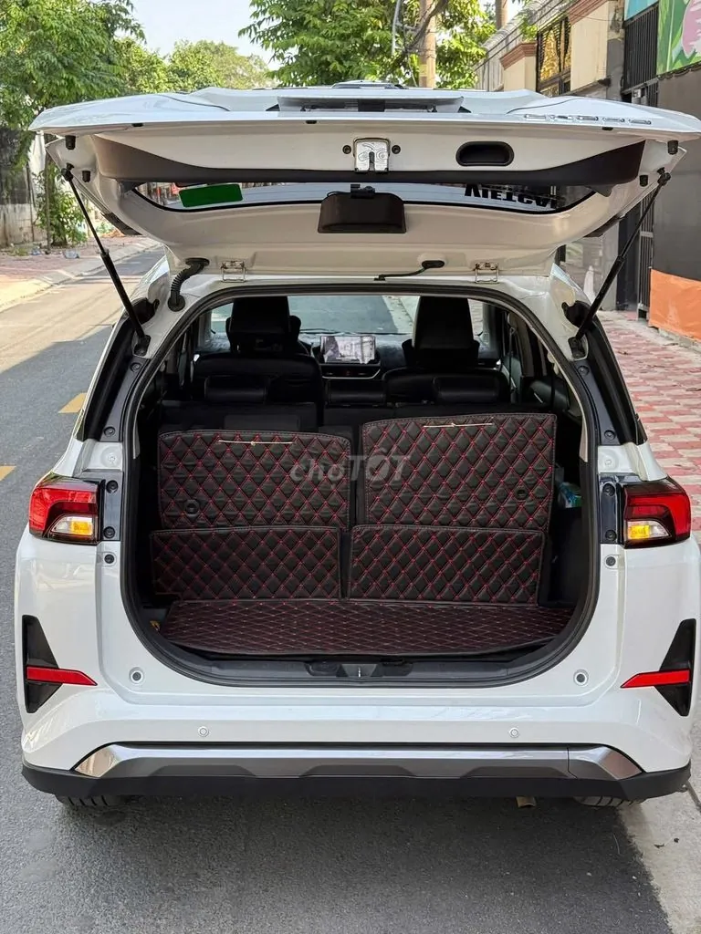 Toyota Veloz Cross 2023 photo 4