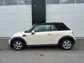 Mini Cooper 2012 photo 2
