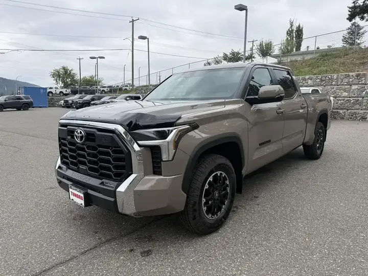 Toyota Tundra 2026 photo 3
