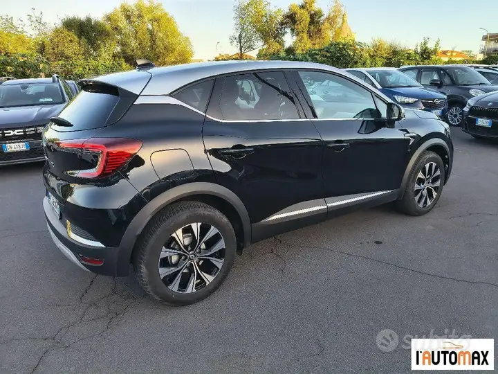 Renault Captur 2024 photo 4