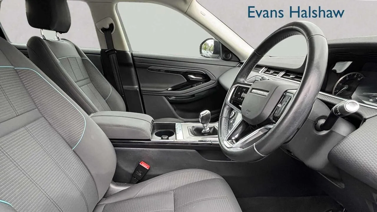 Land Rover Range Rover Evoque 2022 photo 3