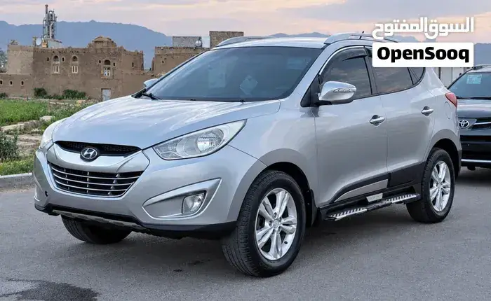 Hyundai Tucson 2012 photo 3