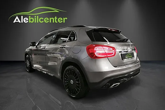 Mercedes-Benz Gla200 D 2017 photo 2