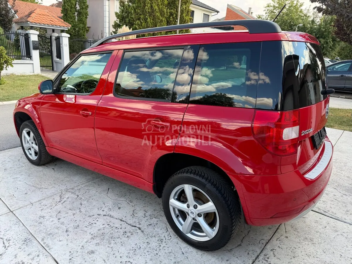 Skoda Yeti 2015 photo 4