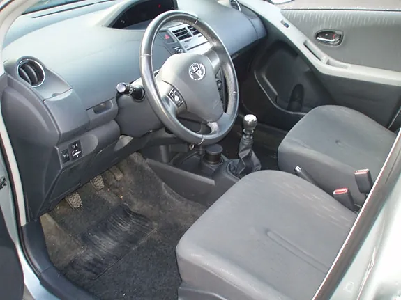 Toyota Yaris 2009 photo 5