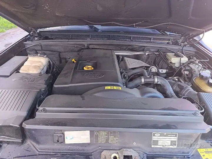 Land Rover Discovery 2003 photo 4